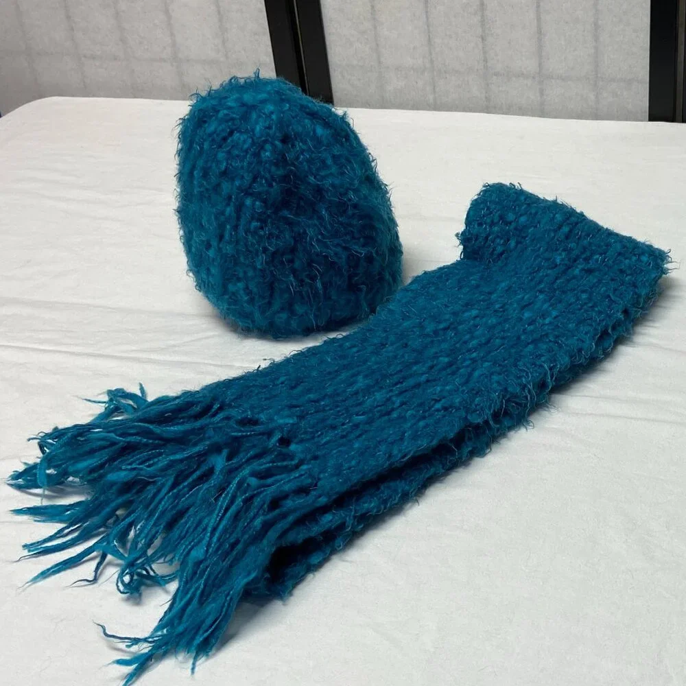 ANA Knit Beanie & Fringed Scarf 2 pc Set Turquoise Nubby Fuzzy Winter Cozy Chic - Picture 4 of 11